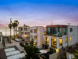 NEW Modern Ocean View Home + Free Parking