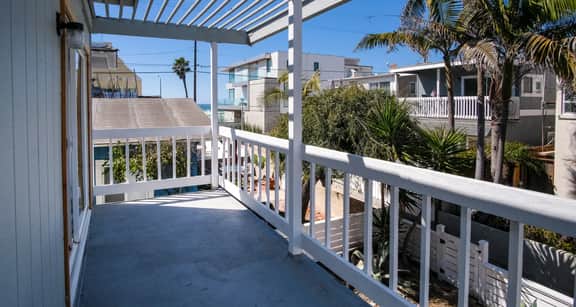 NEW 3Bed Beach Casa + Ocean Views+ Parking