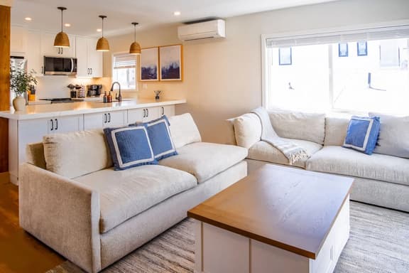 NEW 3Bed Beach Casa + Ocean Views+ Parking
