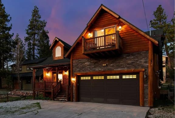 NEW Happy Bear Hideout Retreat+Game Room+Near Lake